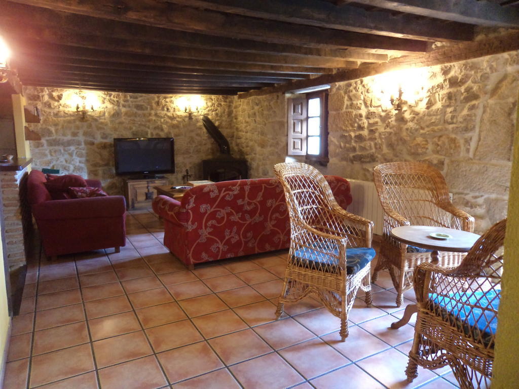 Casa Rural La Toba I Y II Bezana Rum bild